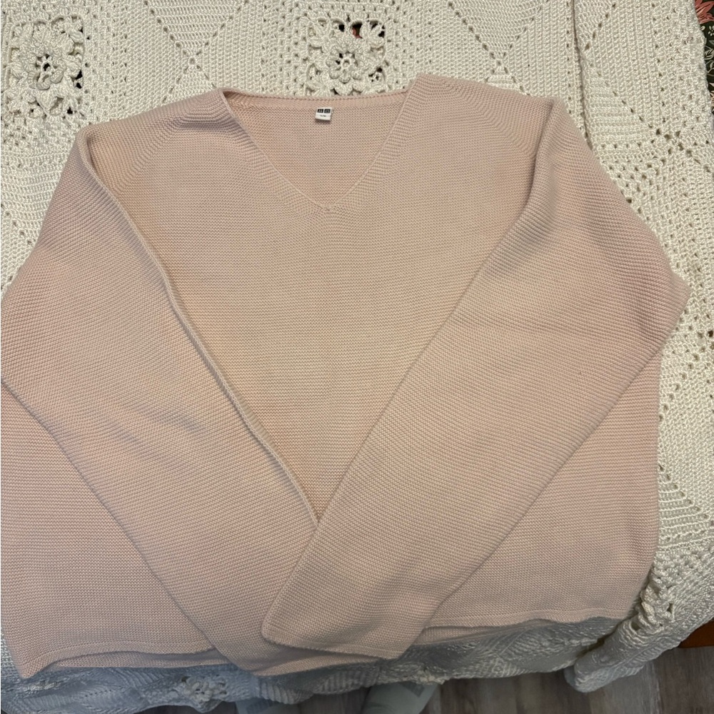 Uniqlo Soft Pink V-Neck Sweater